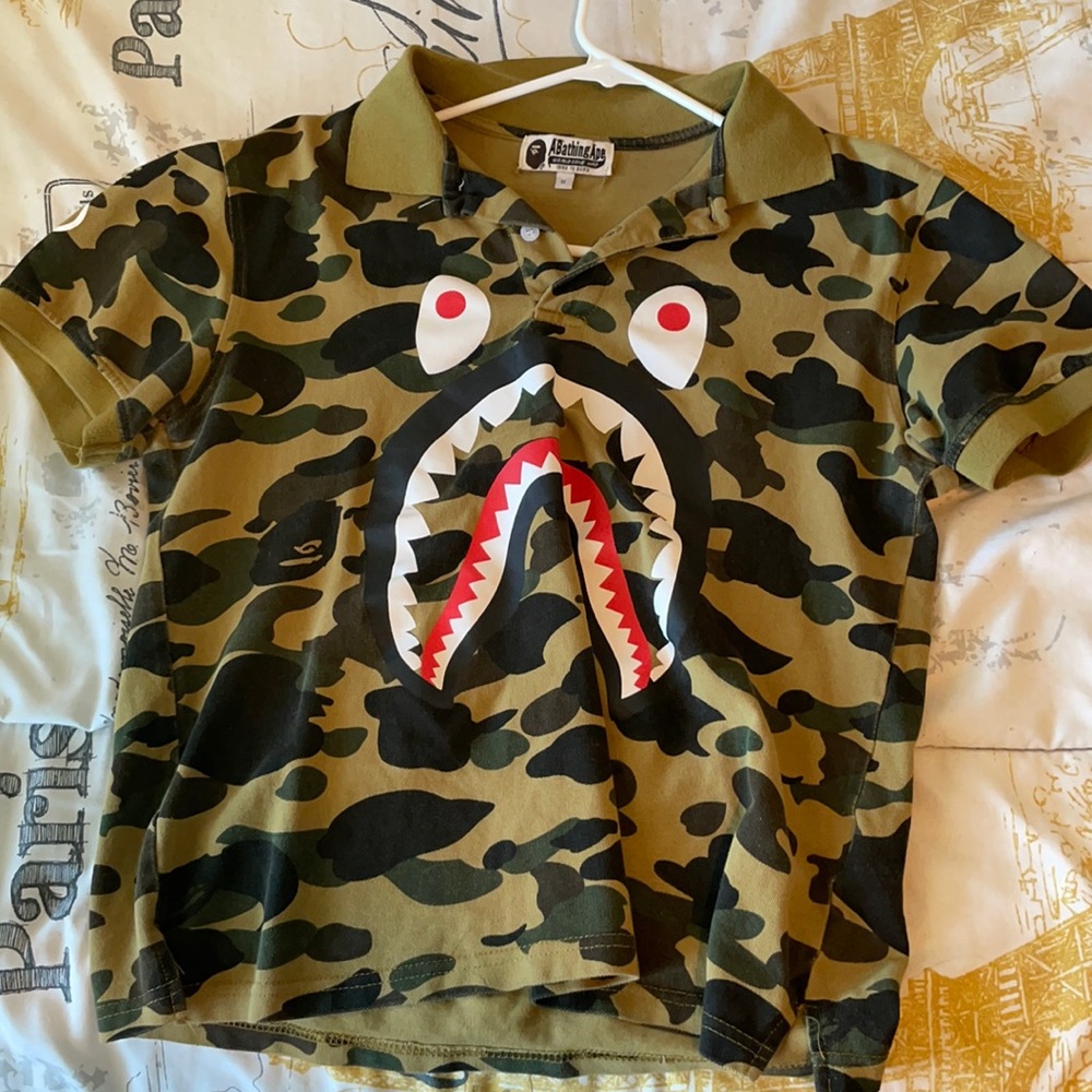 Medium bape shirt authentic
